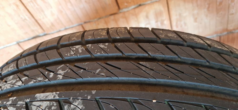 Cauciucuri vara 235/65/17, Plus un set de jante