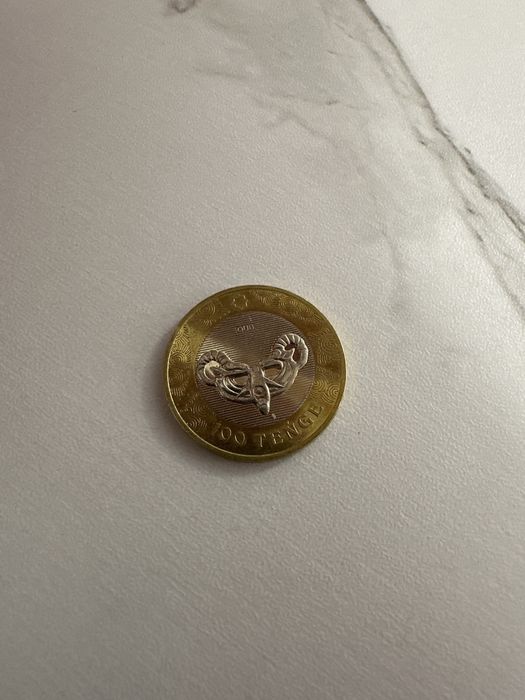100 теңге колекция