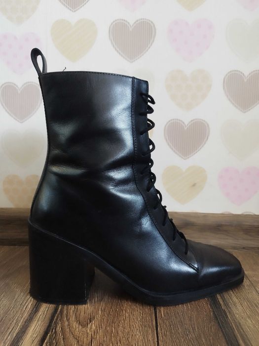 Дамски боти естествена кожа