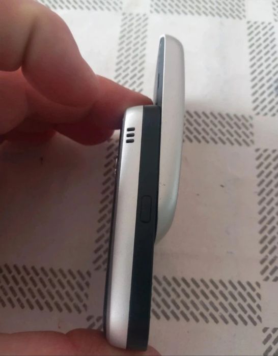 Telefon Colectie Nokia 6111 , Liber retea , stare exceptionala , incarcator