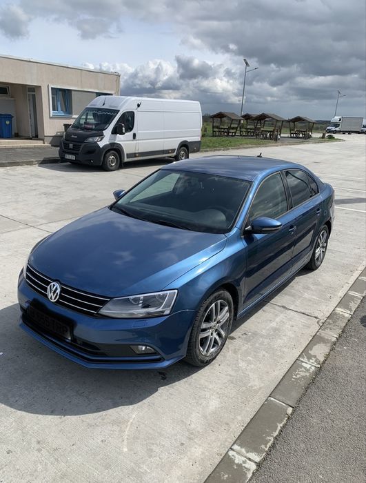 Volkswagen Jetta 2.0 TDI • 2017 •