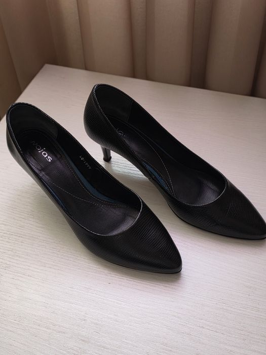 Женские туфли лодочки 38 размера