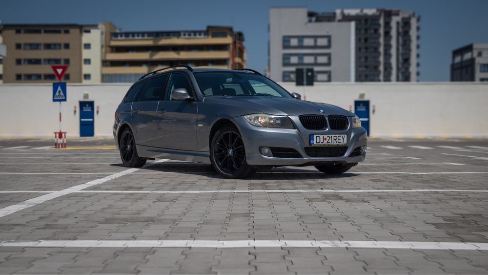 BMW SERIA 3 320D E91