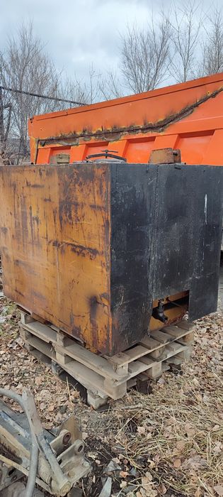 Продам куб на тонну