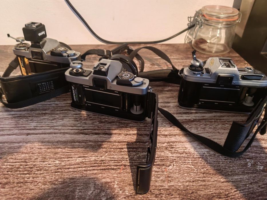 Colecție aparate foto analogice Minolta (XD-5, X-370, XG-9)