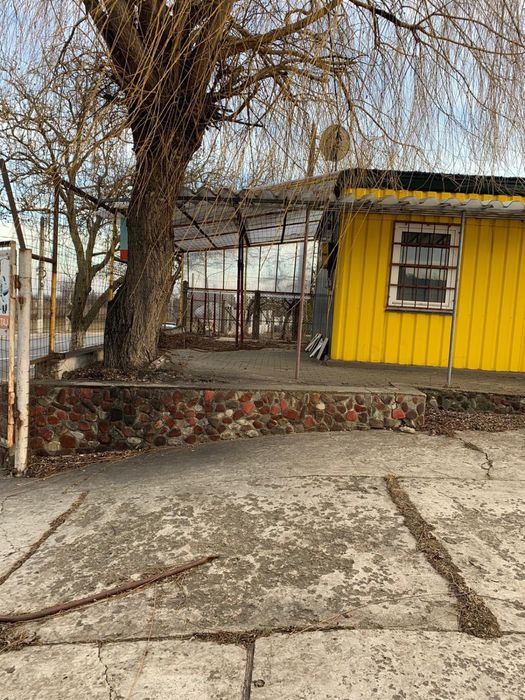 Spațiu comercial/Teren intravilan de vânzare/închiriat