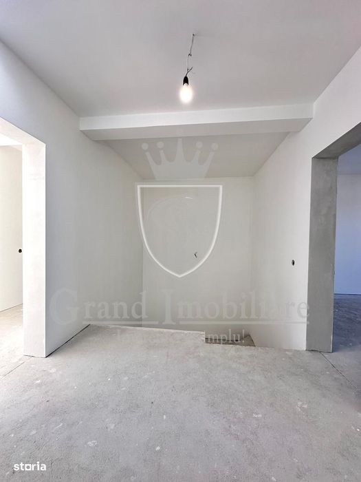 Duplex de vanzare 270 mp, zona Floresti