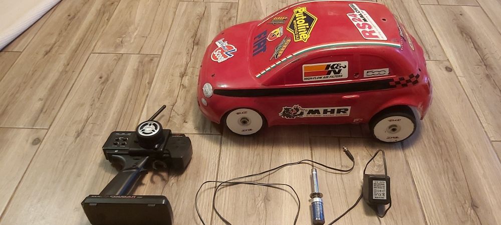 Mașinuța automodel rc nitro 1/8