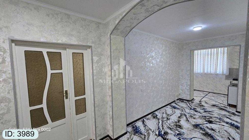 5 mikrarayon jomiy karzinkada kvartira sotiladi №3989