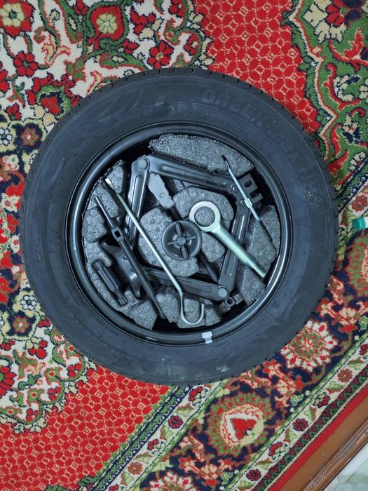 Запаска комплект Продам