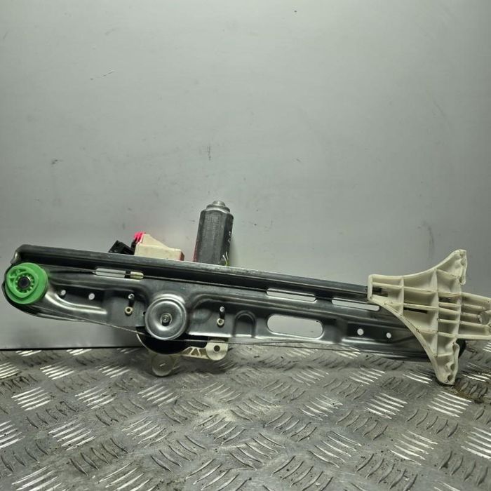 Macara geam electric dreapta spate Opel Vectra C