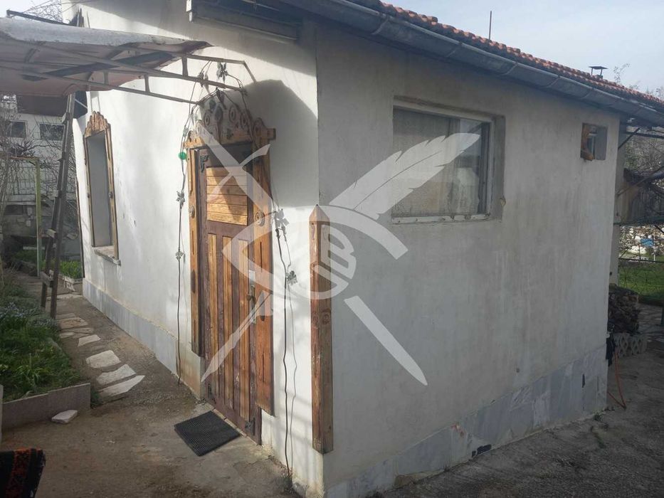 Продава се Къща в с. Кътина, Област София-град - 150 кв.м за 1467 €/кв.м - Снимка #2