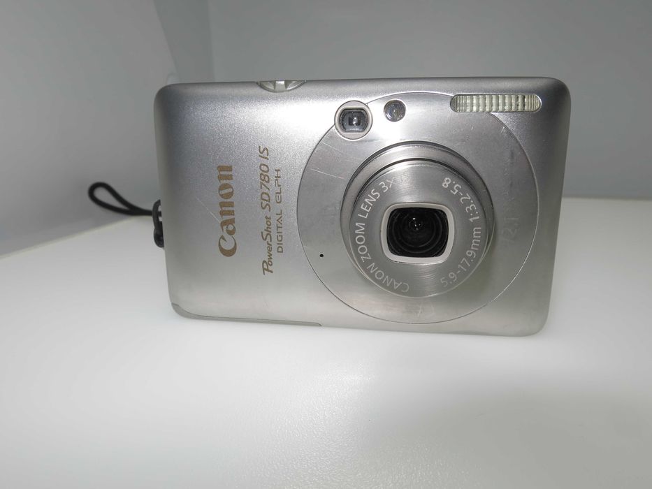 Canon PowerShot SD780 - IXUS 100 компактен фотоапарат цифрова камера