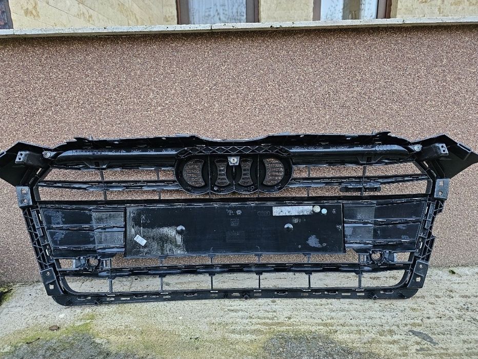 Grila bara fata Audi A5 B9