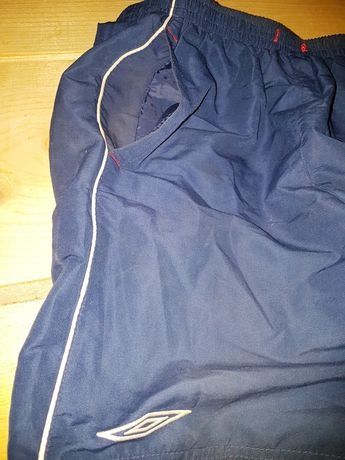 Pantaloni scurti originali Umbro S-M (2 modele)