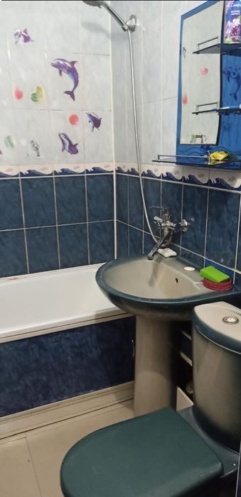 Продам 2хком квартиру район Каравана.