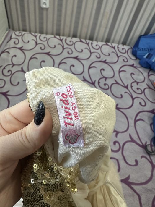 Продаются  платья