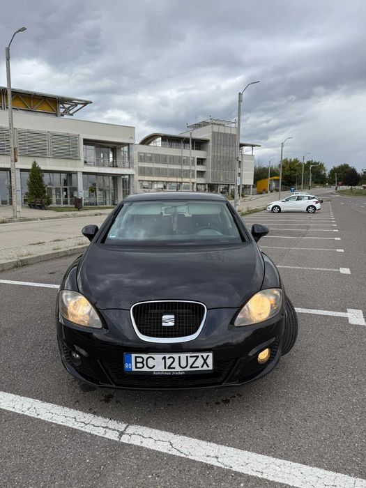 SEAT Leon 2011 — imagine 1