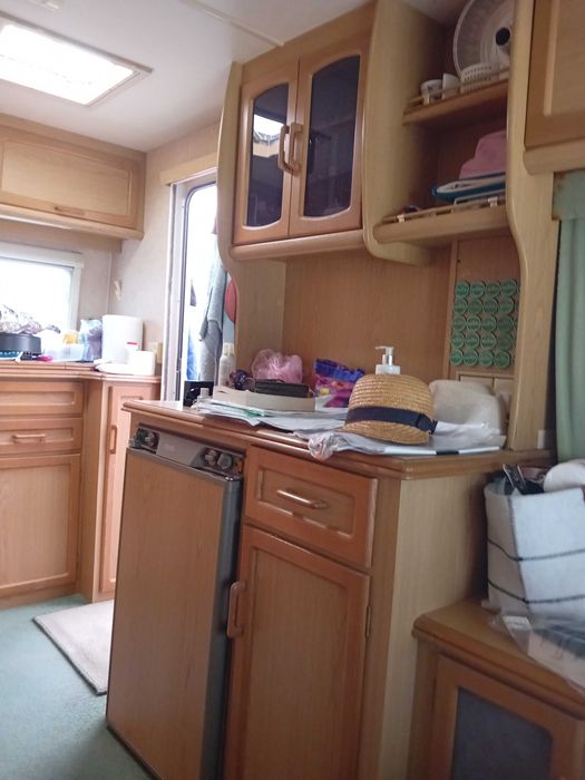 Каравана Swift UK 400 CHALLENGER с голям фортселт