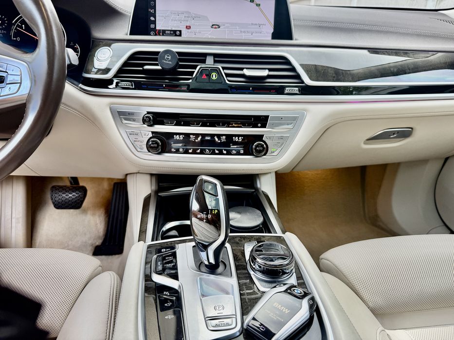 BMW  seria 730d XDrive