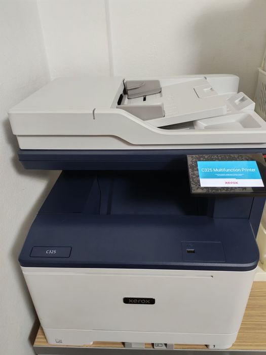 Imprimanta multifuncțională Xerox C325