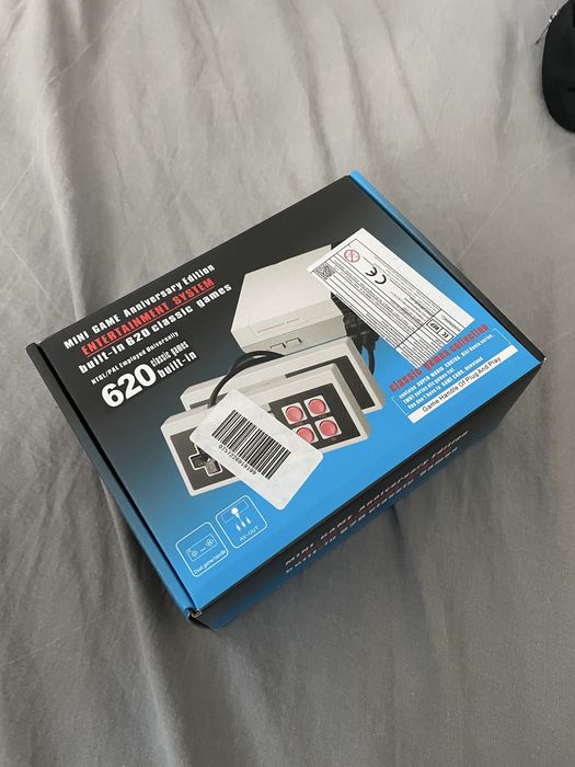 Mini consola retro clasica super mario 620 jocuri
