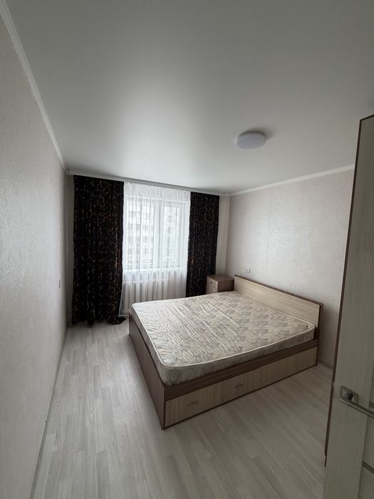 Сдам 2 ком.кв район 8 школы