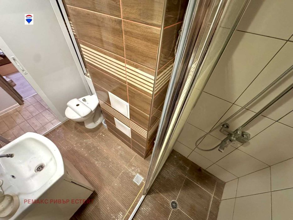 Тристаен апартамент за продажба кв. Родина 1, гр. Русе