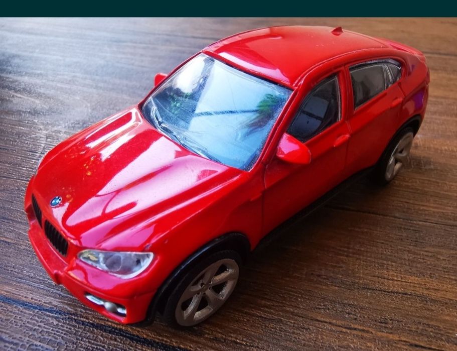 Macheta BMW X5  1:24 de colectie