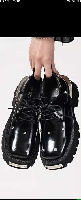 Дамски черни обувки