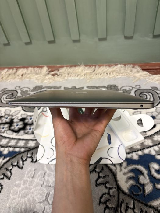 Macbook air 13 m1 256