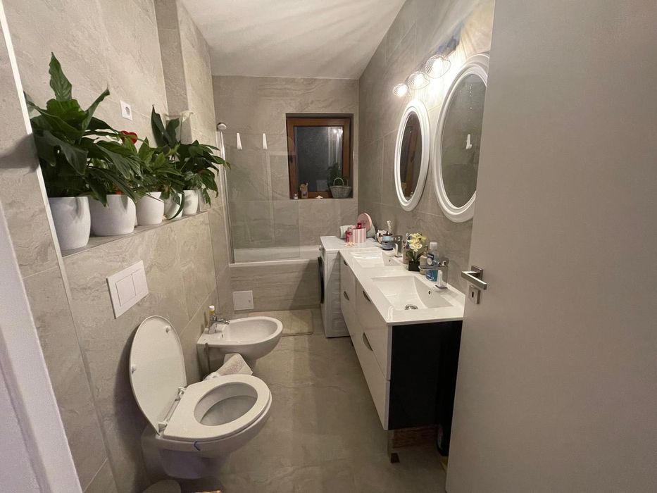Proprietar, vând apartament 3 camere Torontal, vox