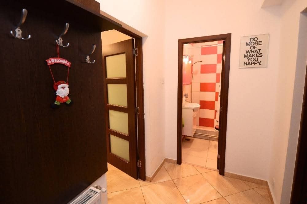 Proprietar inchiriez studio în centrul istoric, pet friendly