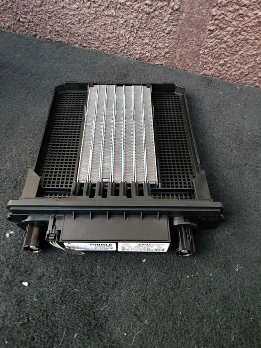 Radiator electric rezistenta incalzire apa habitaclu Land Range Rover Evoque II L551 J9C3-18D612-AB