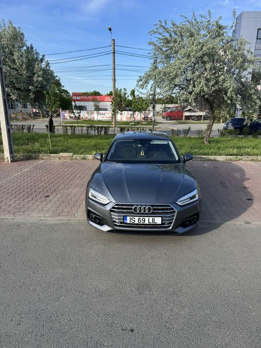 Vand Audi A5 Impecabil 20 TDI