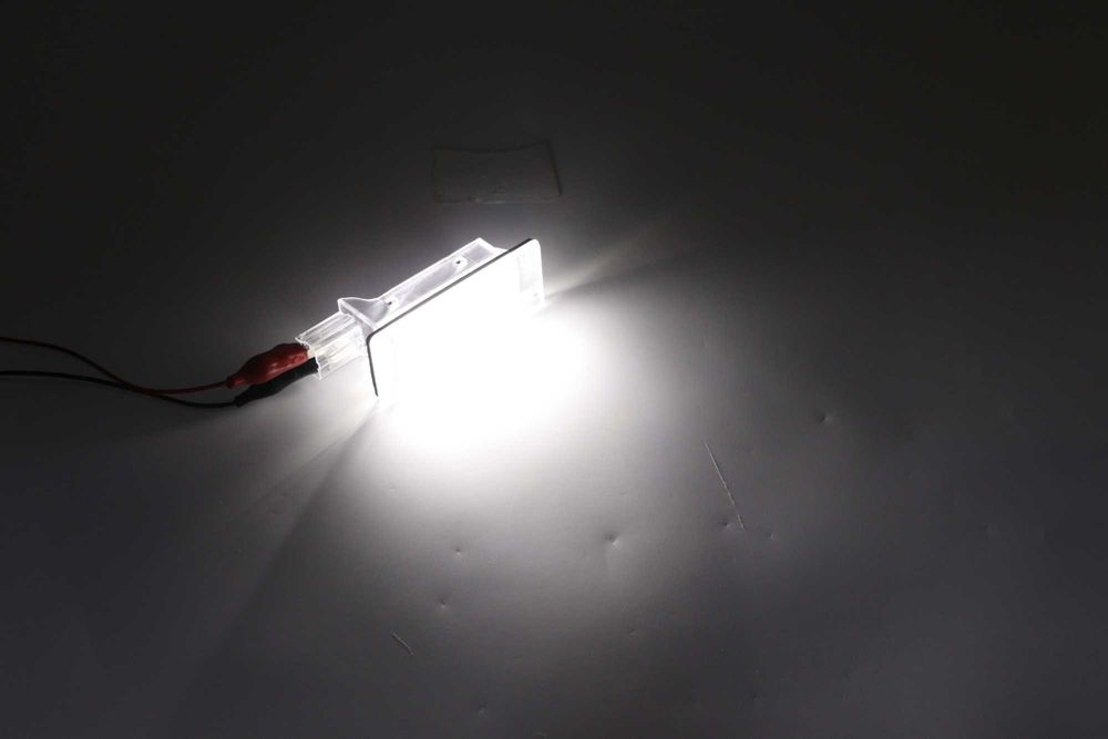 Lampi LED numar inmatriculare Dacia Duster, Logan, Lodgy, Renault etc