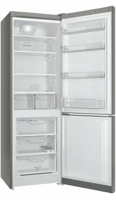 Холодильник indesit DF5180 s