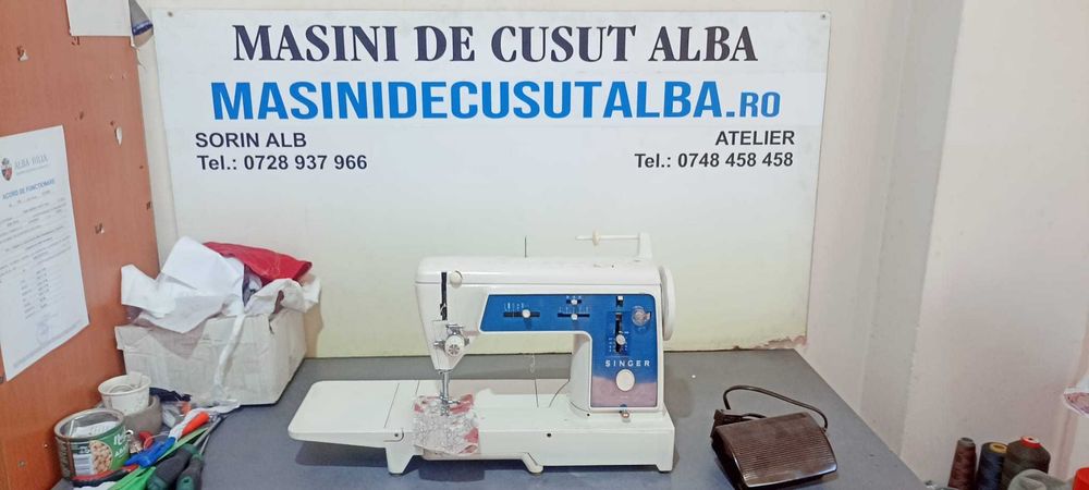 Masina de cusut Singer 676G