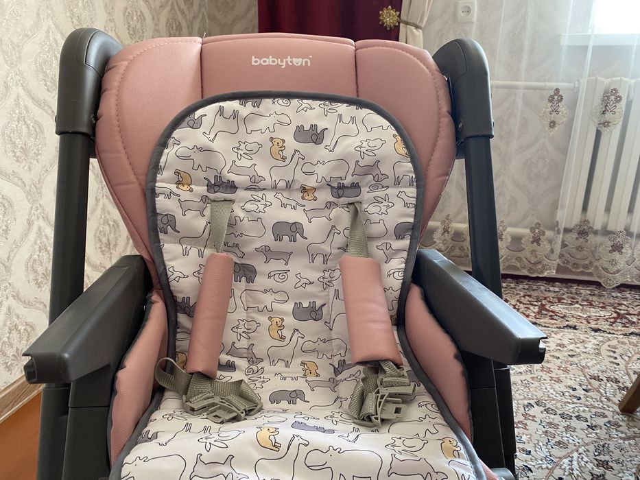 Стул для кормления детей