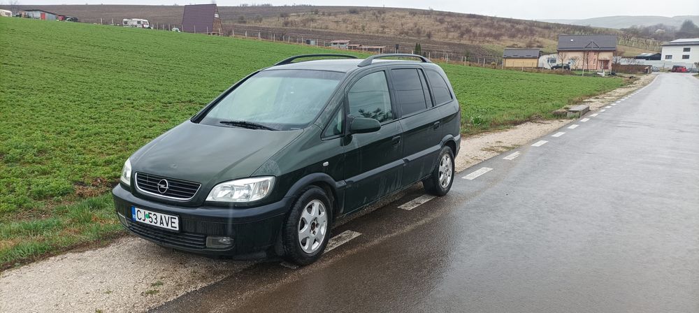 Opel Zafira benzina