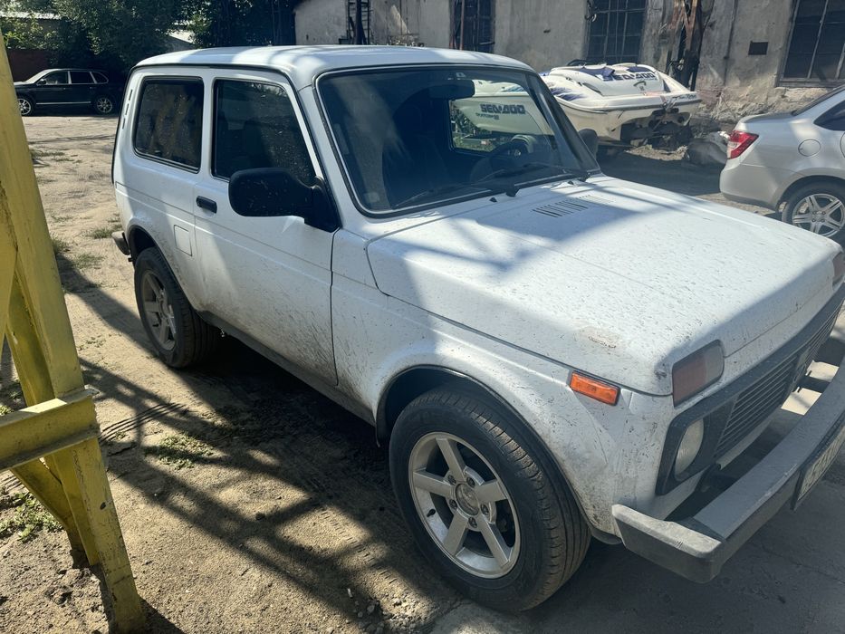 Продам ниву