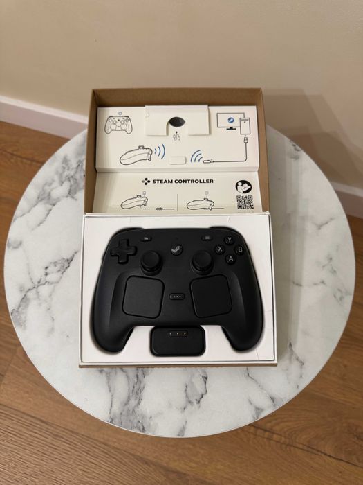 Valve Steam Machine with Steam Controller 2, 2tb + 2 Face Plates
