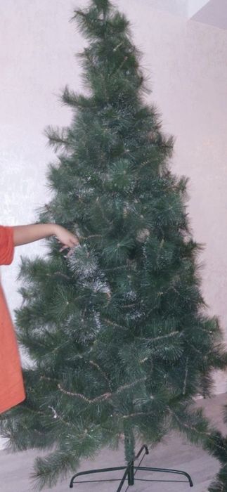 Исскуственная ёлка