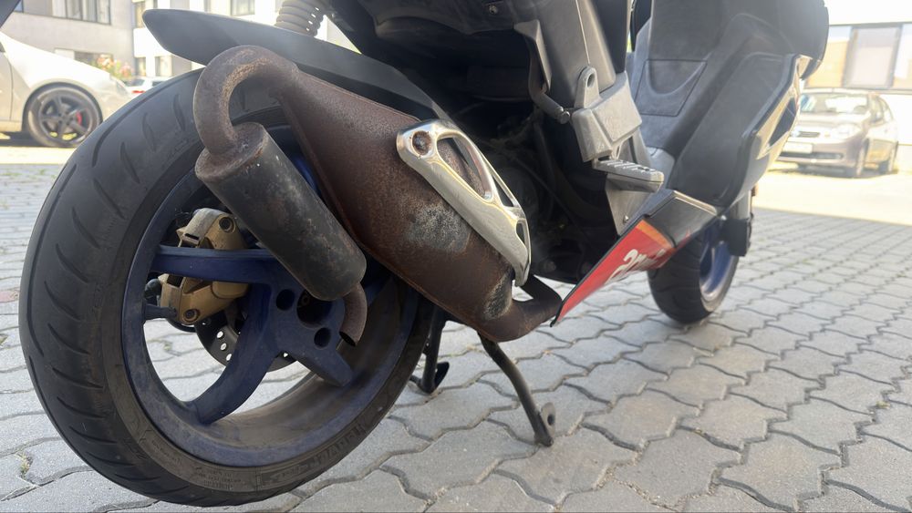 Scuter Aprilia SR 50
