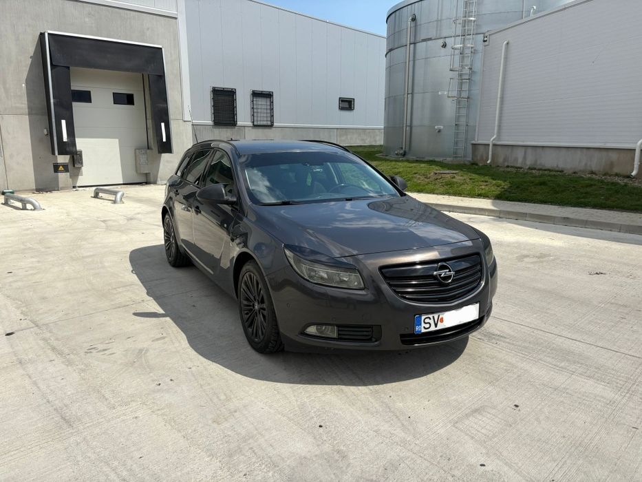 Vând Opel Insignia!