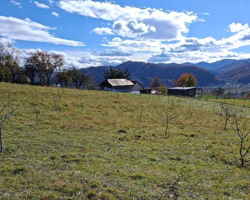 Se vând parcele de teren intravilan în Piatra Neamț, zona Bistrița