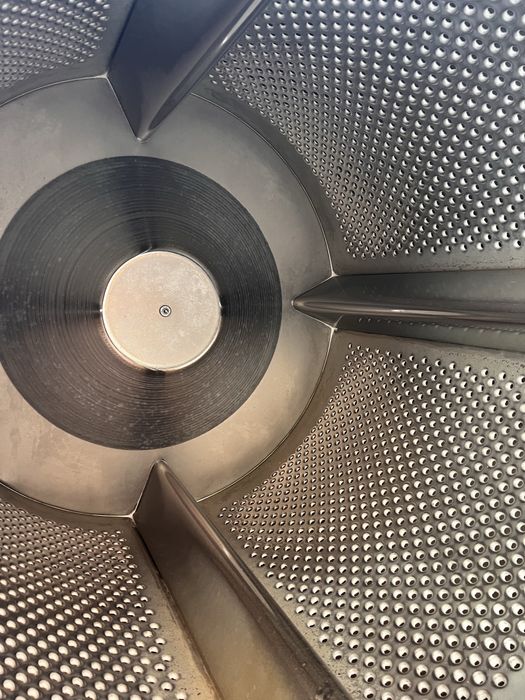 Продается стиральная 50 кг и центрифуга 25 кг