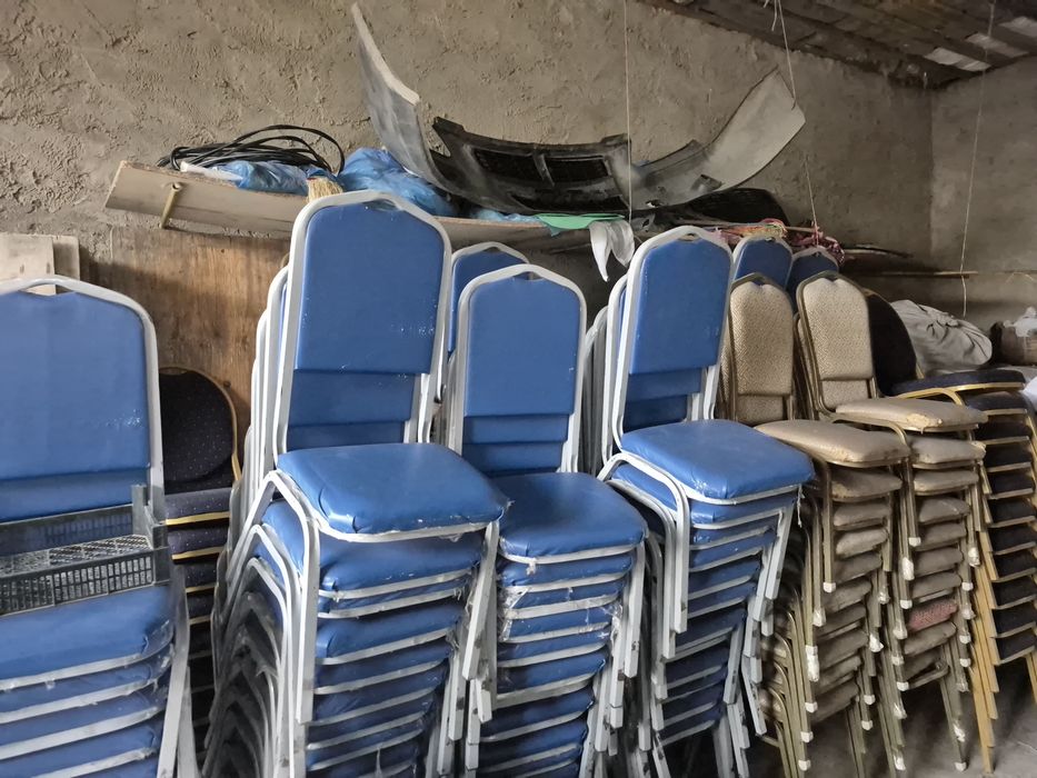 Продам стулья стол