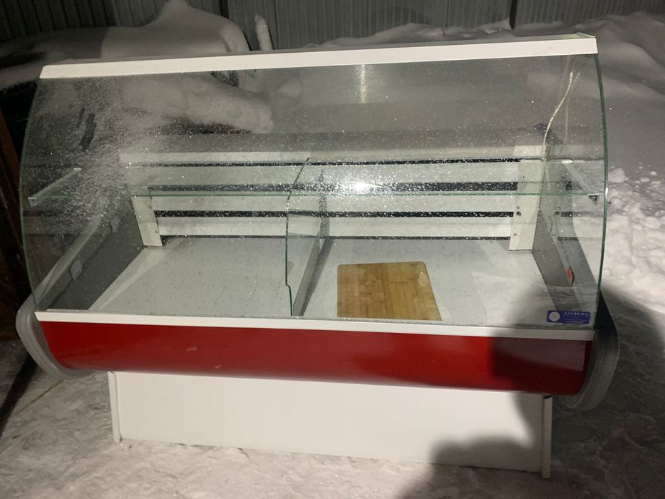 Ветринный холодильник