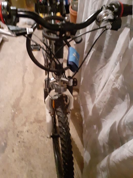 Vand bicicleta MB si 2 seturi bluza-șort ciclism unisex m.3/L